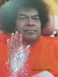 Sri Sathya Sai Baba Vibhuti Miracle - Chennai