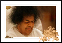 SRI-SATHYA-SAI-BABA-WHITE-ROBE