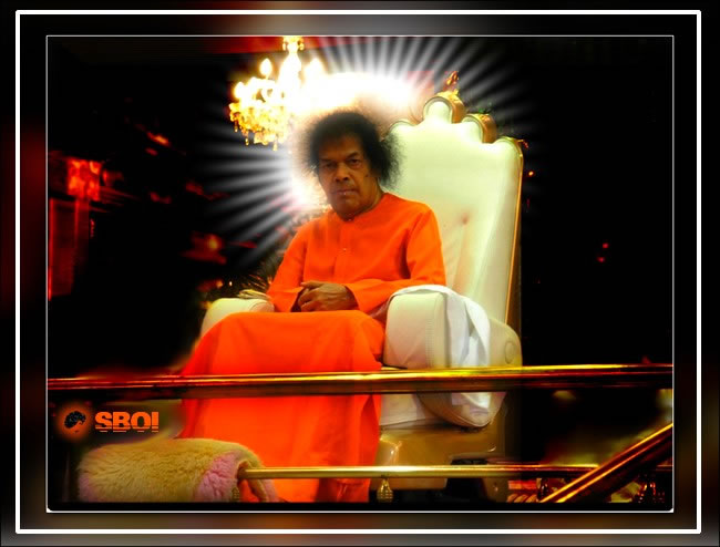 Latest large size photos of Sathya Sai Baba - 