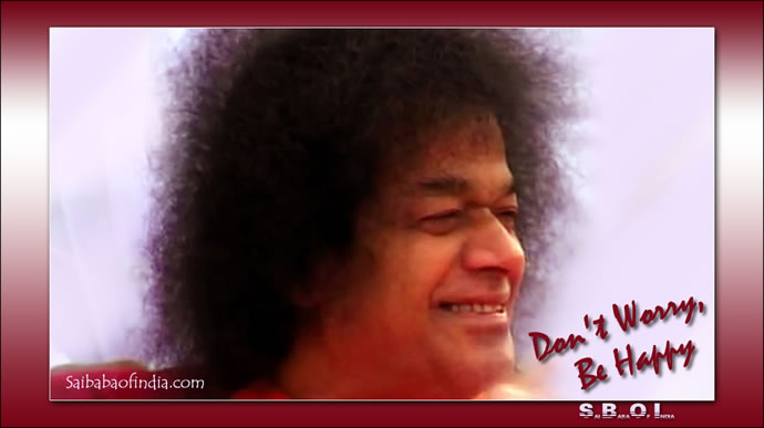 sathyasai-swami-a-hearty-laugh